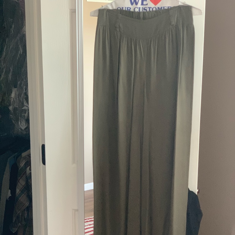 Wide leg high waisted pants